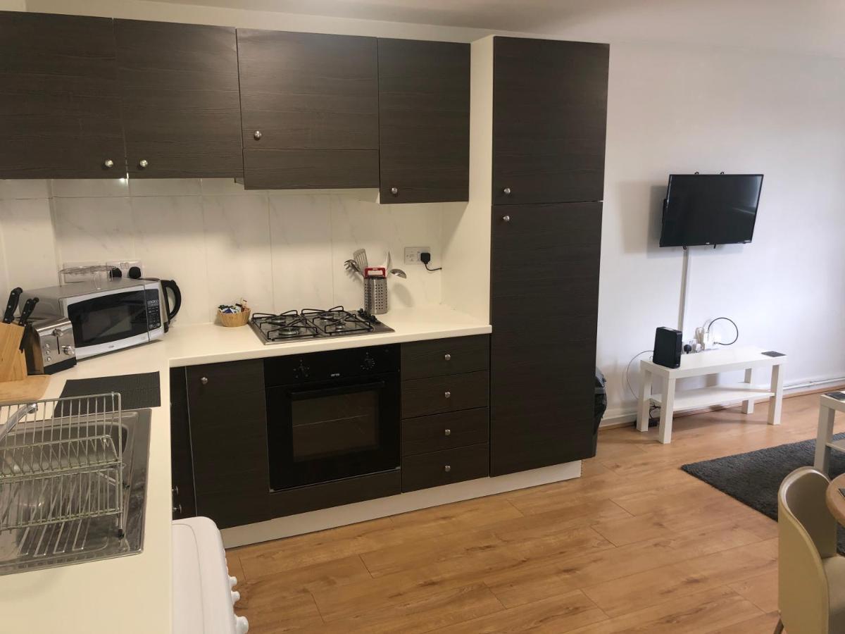 2 Bedroom Large First Floor Apartment With Free Parking Лафборо Экстерьер фото